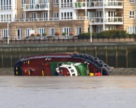 Operation to recover Thames Tug