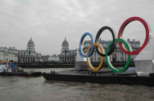 The Olympic Rings were on the river throughout the Olympics period (click on image to enlarge) (image courtesy of Livett's Launches